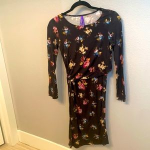 EUC Seraphine floral maternity dress